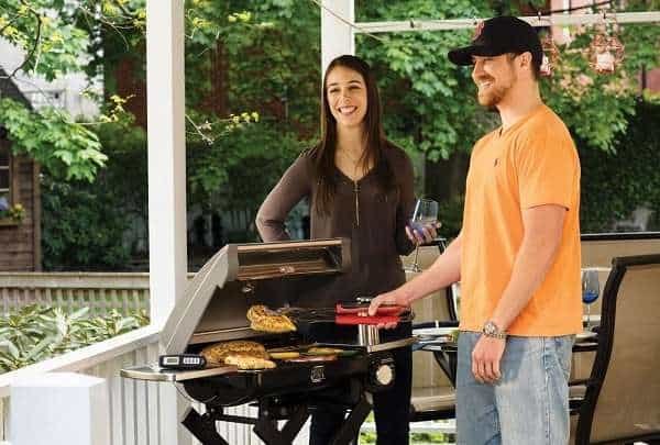 Key Features of Cuisinart CGG-240 Gas Grill Key Features of Cuisinart CGG-240 Gas Grill